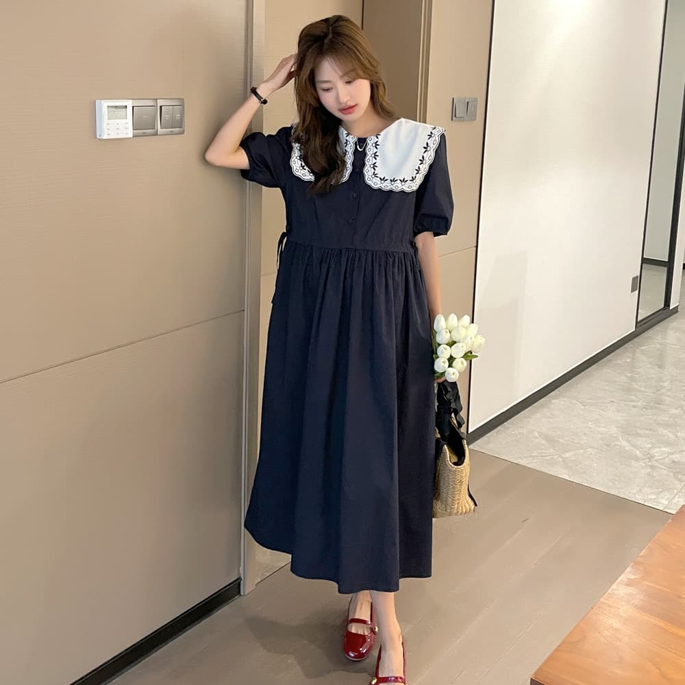 大人かわいい服 刺繍レース襟付きパフスリーブワンピース