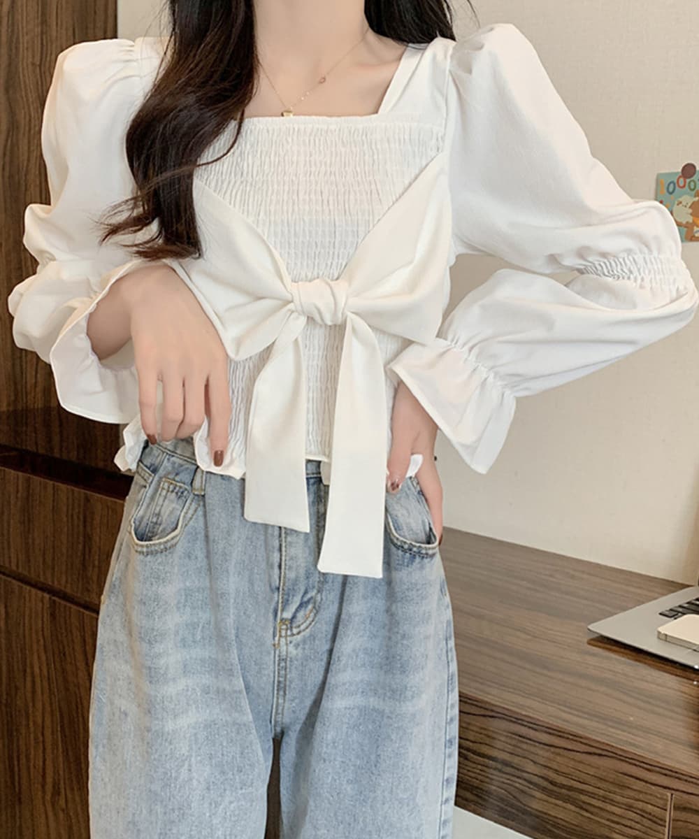 大人かわいい服 スクエアネック リボン付き シャーリングブラウス ショート丈