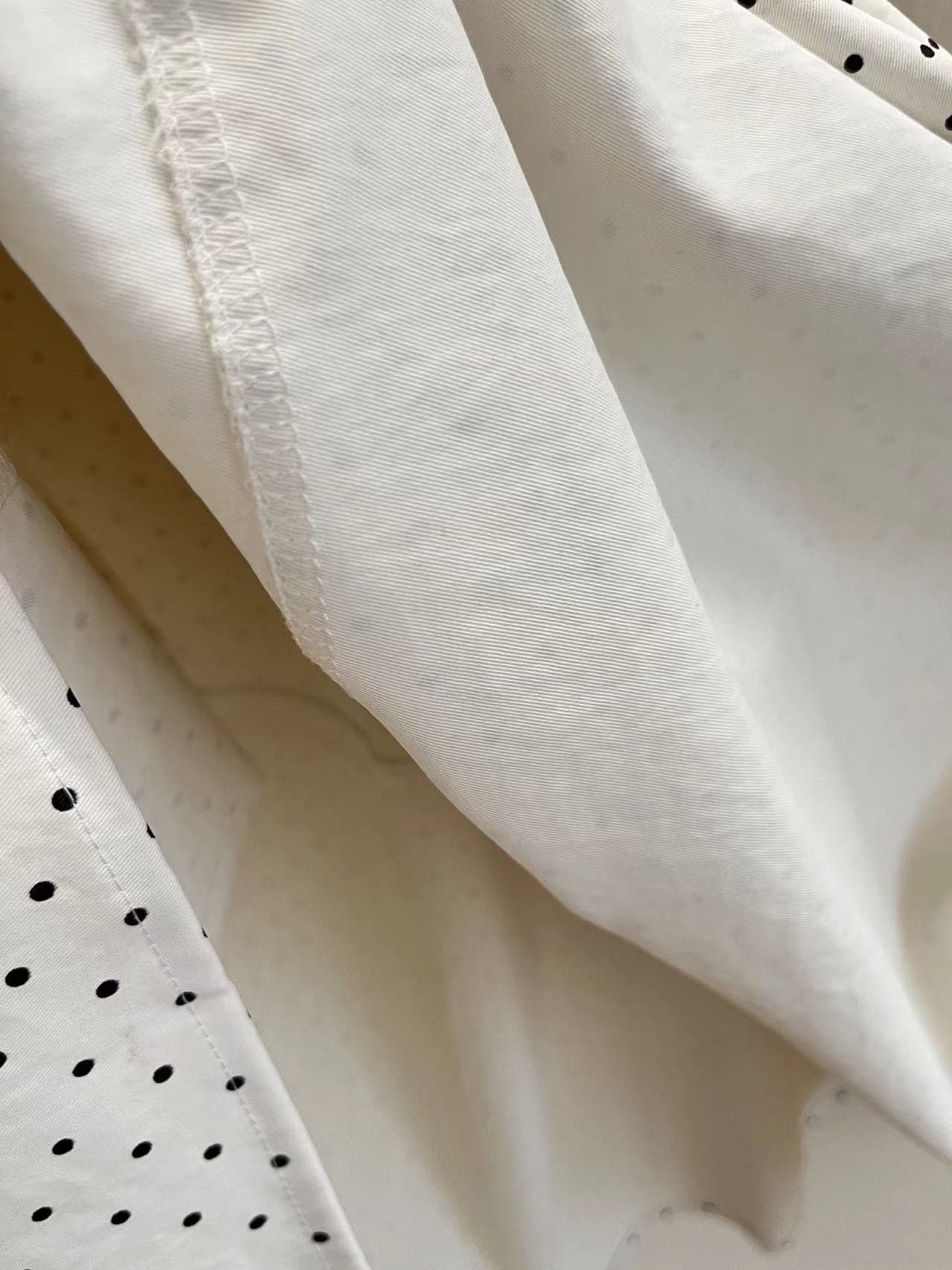 大人かわいい服 上品ドットフレアロングスカート