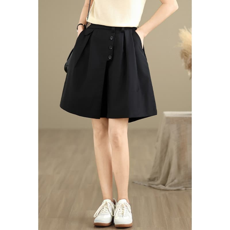 大人かわいい服 フロントボタン プリーツキュロット