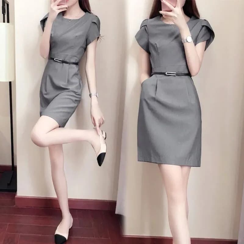 大人かわいい服 ウエストマーク シルエットワンピ