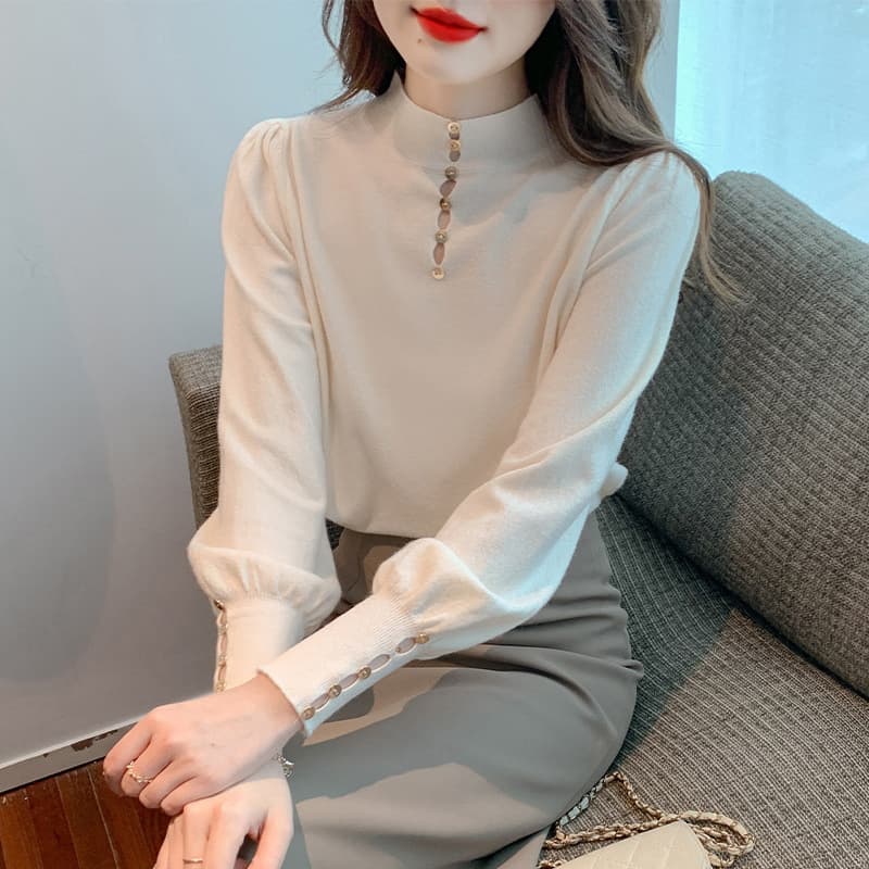 大人かわいい服 柔らか素材のスタンドカラートップス