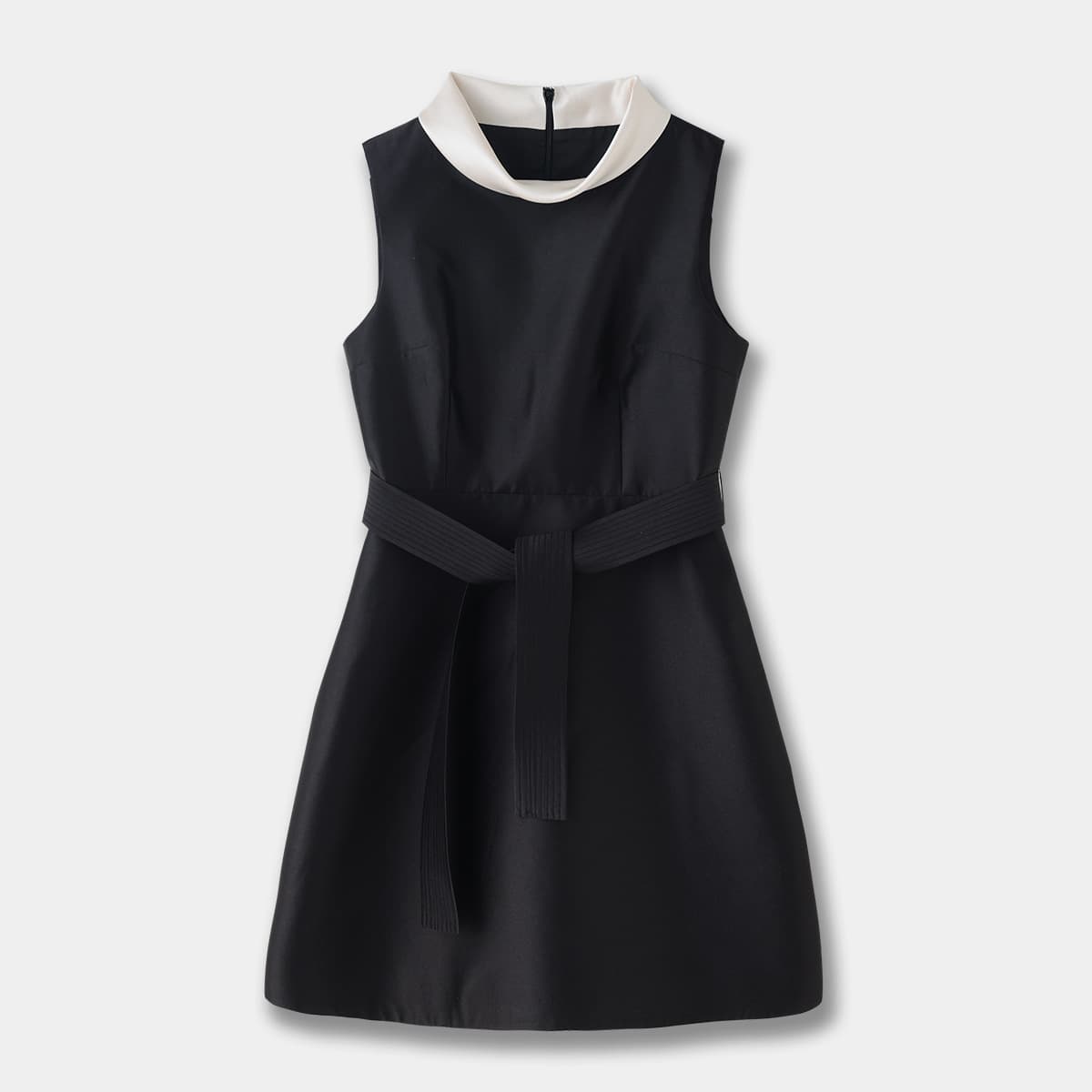大人かわいい服 ハイネック×リボンベルト ノースリーブワンピース