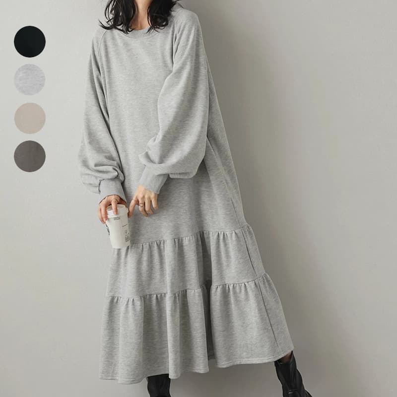 大人かわいい服 ティアードフリルスウェットワンピース