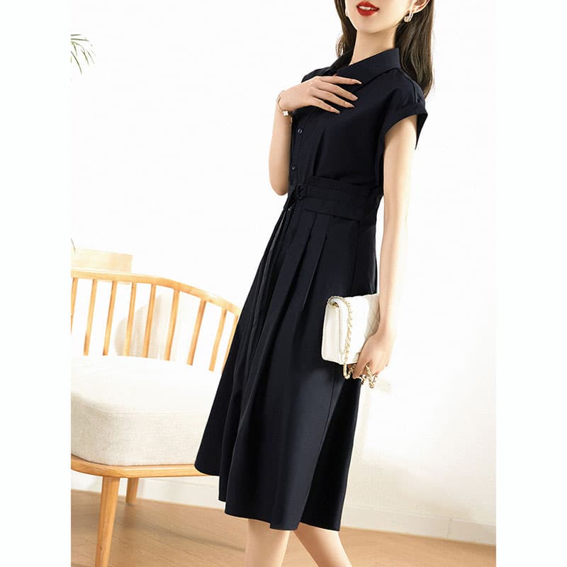 大人かわいい服 上品シルエット タックプリーツ襟付きワンピース