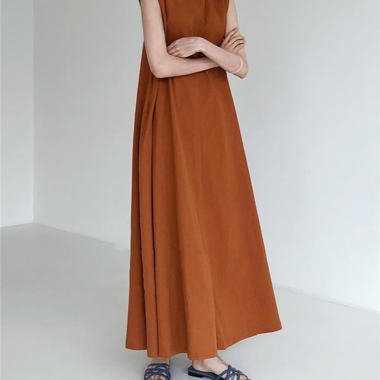 大人かわいい服 ゆったりシルエット ノースリーブ麻混ロングワンピース