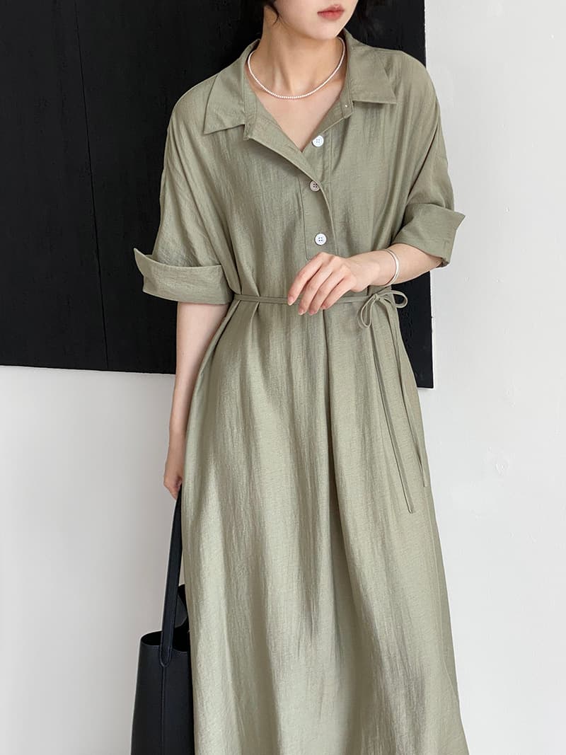 大人かわいい服 麻風合いシャツ襟ロングワンピース