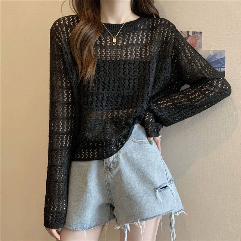 大人かわいい服 透かし編み長袖ニットプルオーバー
