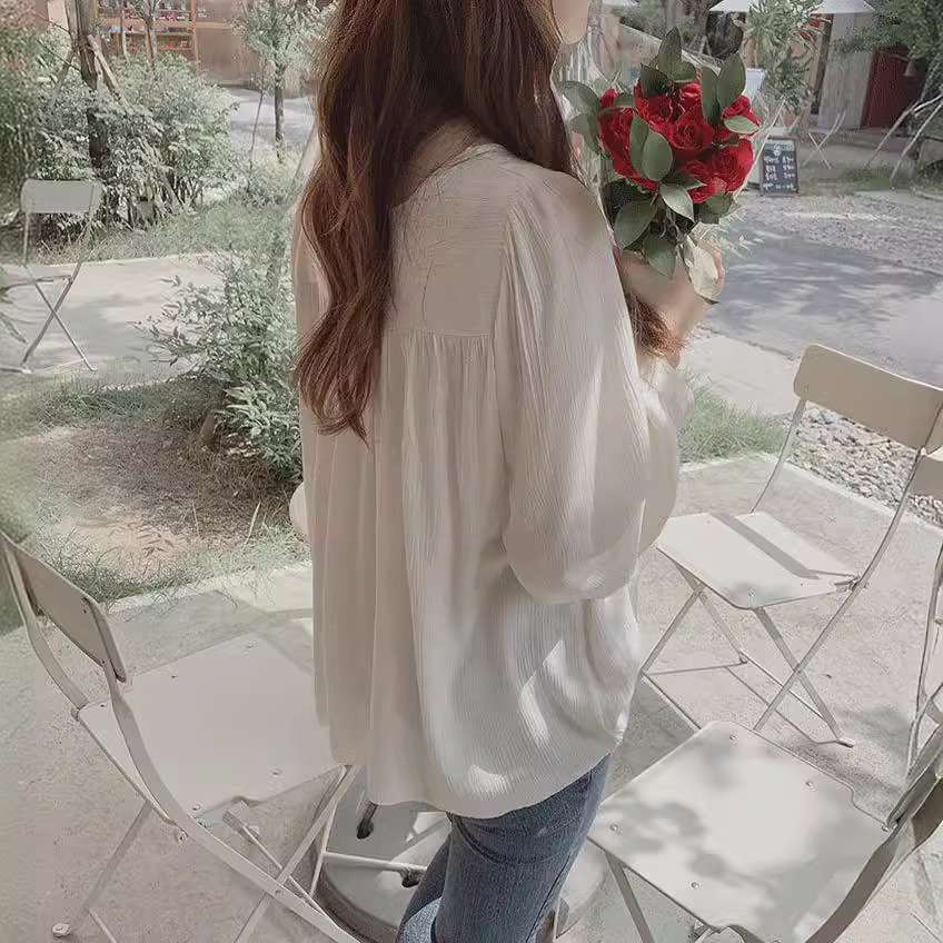 大人かわいい服 ふんわりギャザーブラウス