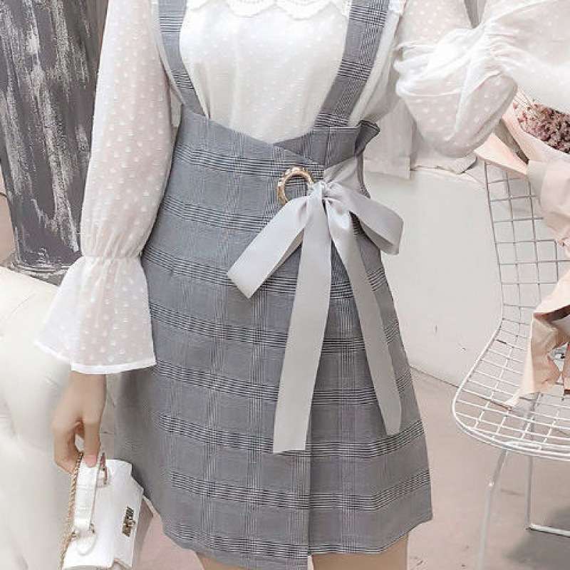大人かわいい服 レース襟フレアスリーブチェックワンピース