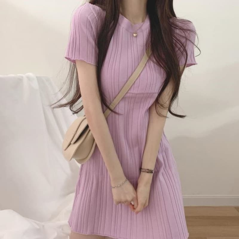 大人かわいい服 縦リブニットワンピース ミニ丈