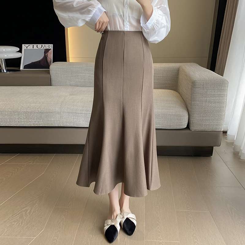 大人かわいい服 美シルエットマーメイドスカート