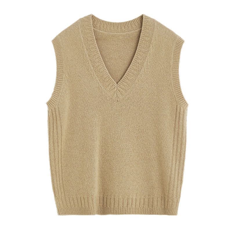 大人かわいい服 深めブイネックニットベスト