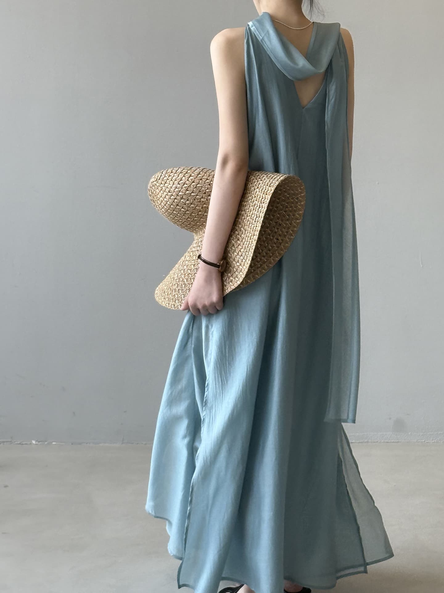 大人かわいい服 風薫る優雅なリボンマキシワンピース