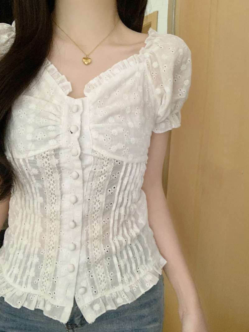 大人かわいい服 シャーリングレーストップス