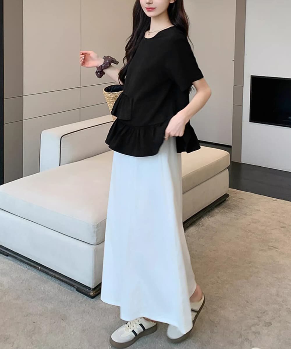 大人かわいい服 アシンメトリーフリル切替トップス