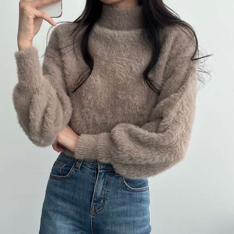 大人かわいい服 ふわふわモコモコ高襟ニットセーター