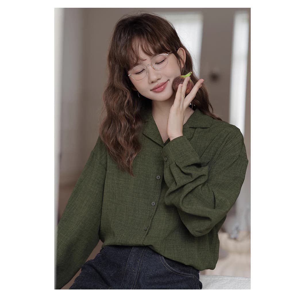 大人かわいい服 クラシカル長袖シャツ