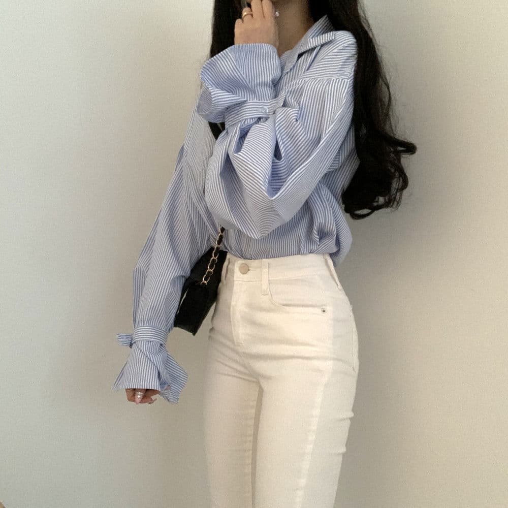 大人かわいい服 バルーンスリーブストライプシャツ