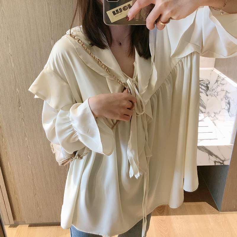 大人かわいい服 上品フリルカラー×リボンブラウス