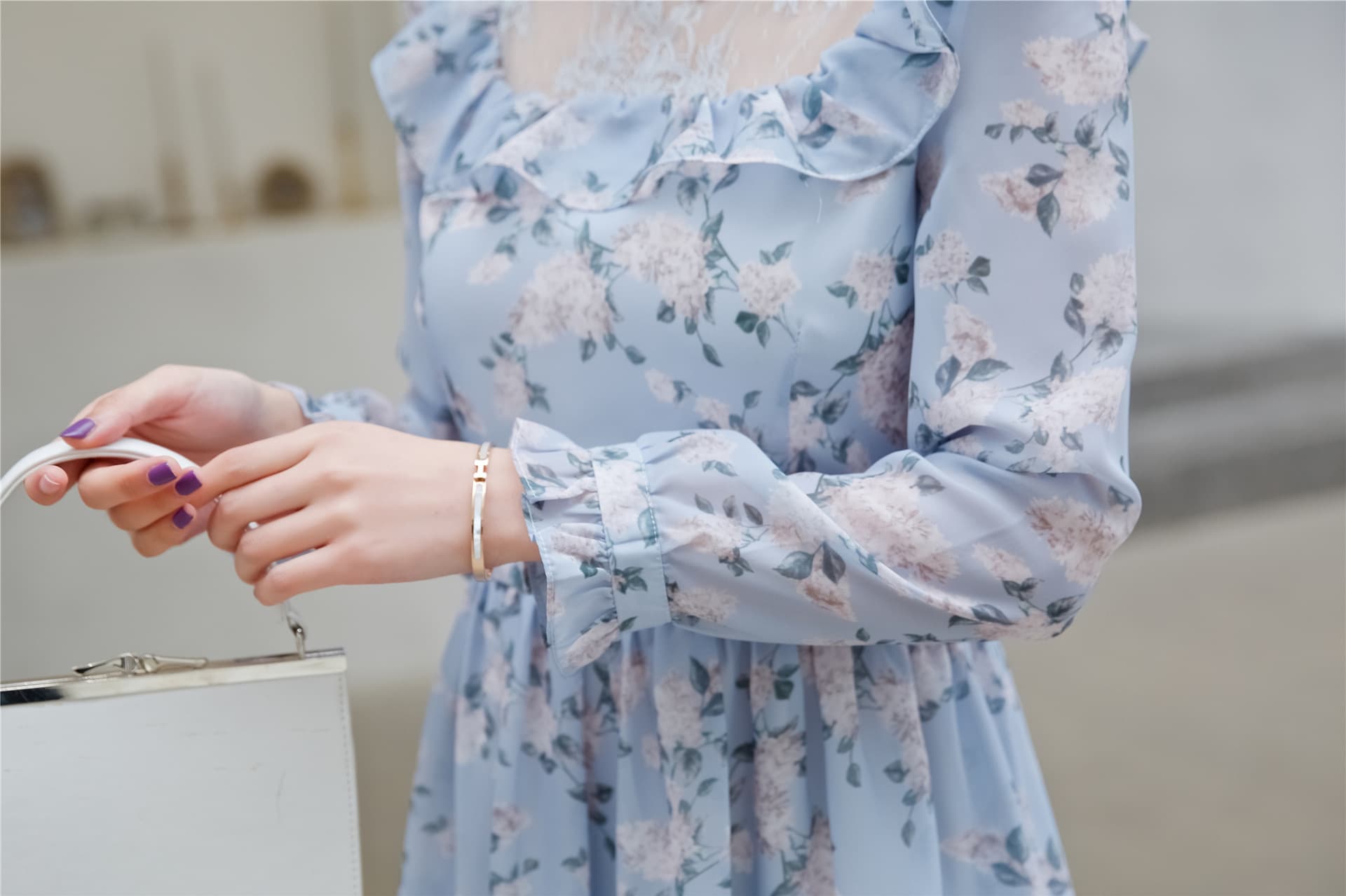 大人かわいい服 花柄レース切替ガーリーフリルワンピ