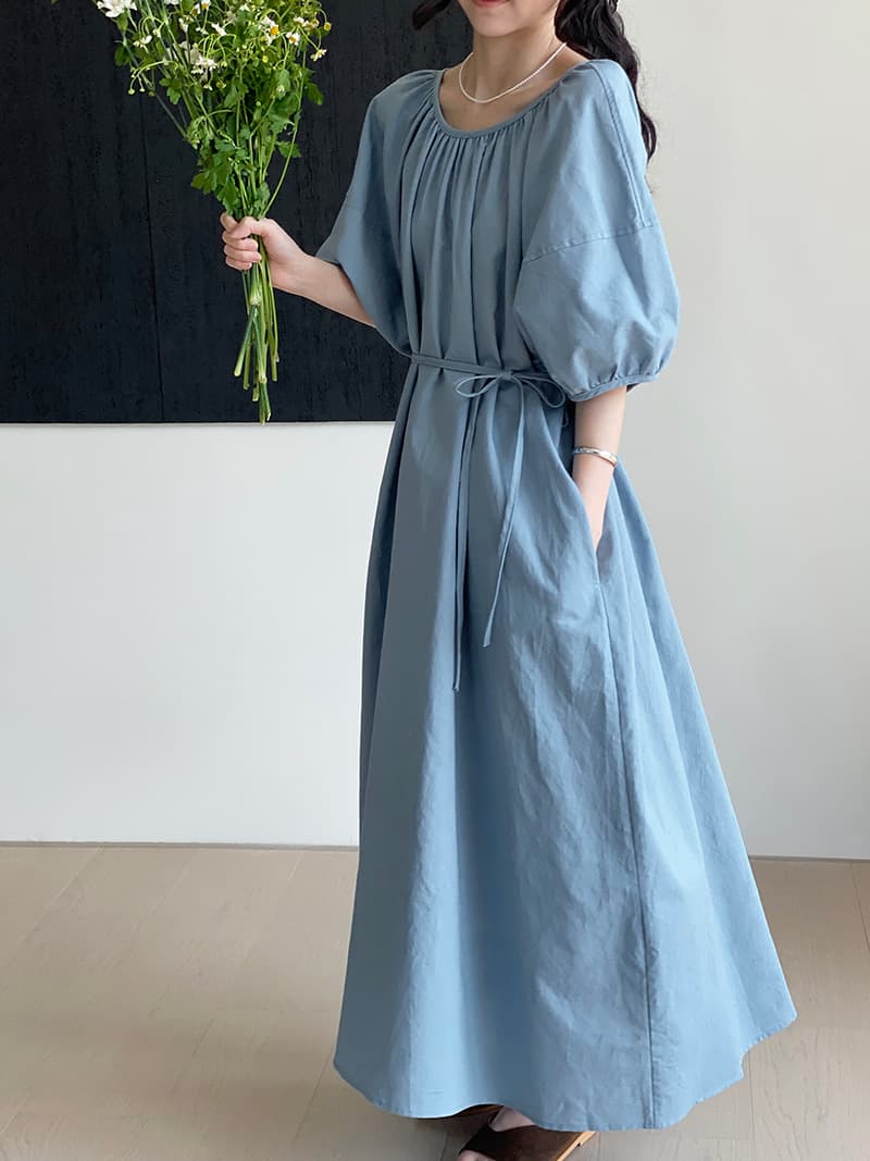 大人かわいい服 リネン混パフスリーブウエスト紐ワンピース