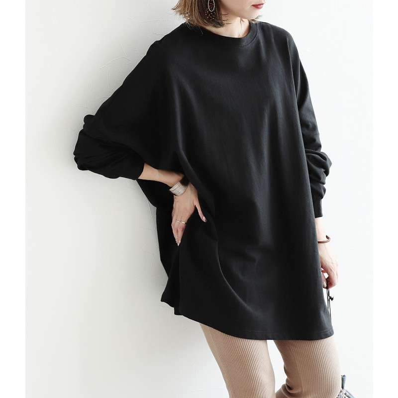 大人かわいい服 ゆったりシルエット 抜け感プルオーバー