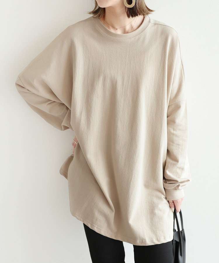 大人かわいい服 ゆったりシルエット 抜け感プルオーバー