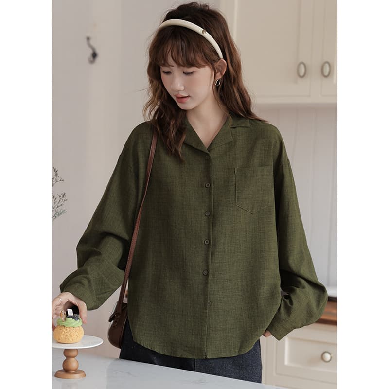 大人かわいい服 クラシカル長袖シャツ