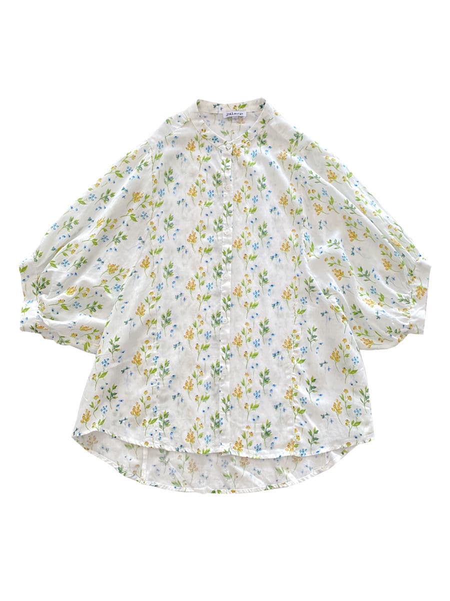 大人かわいい服 小花が舞う七分袖ゆったりブラウス