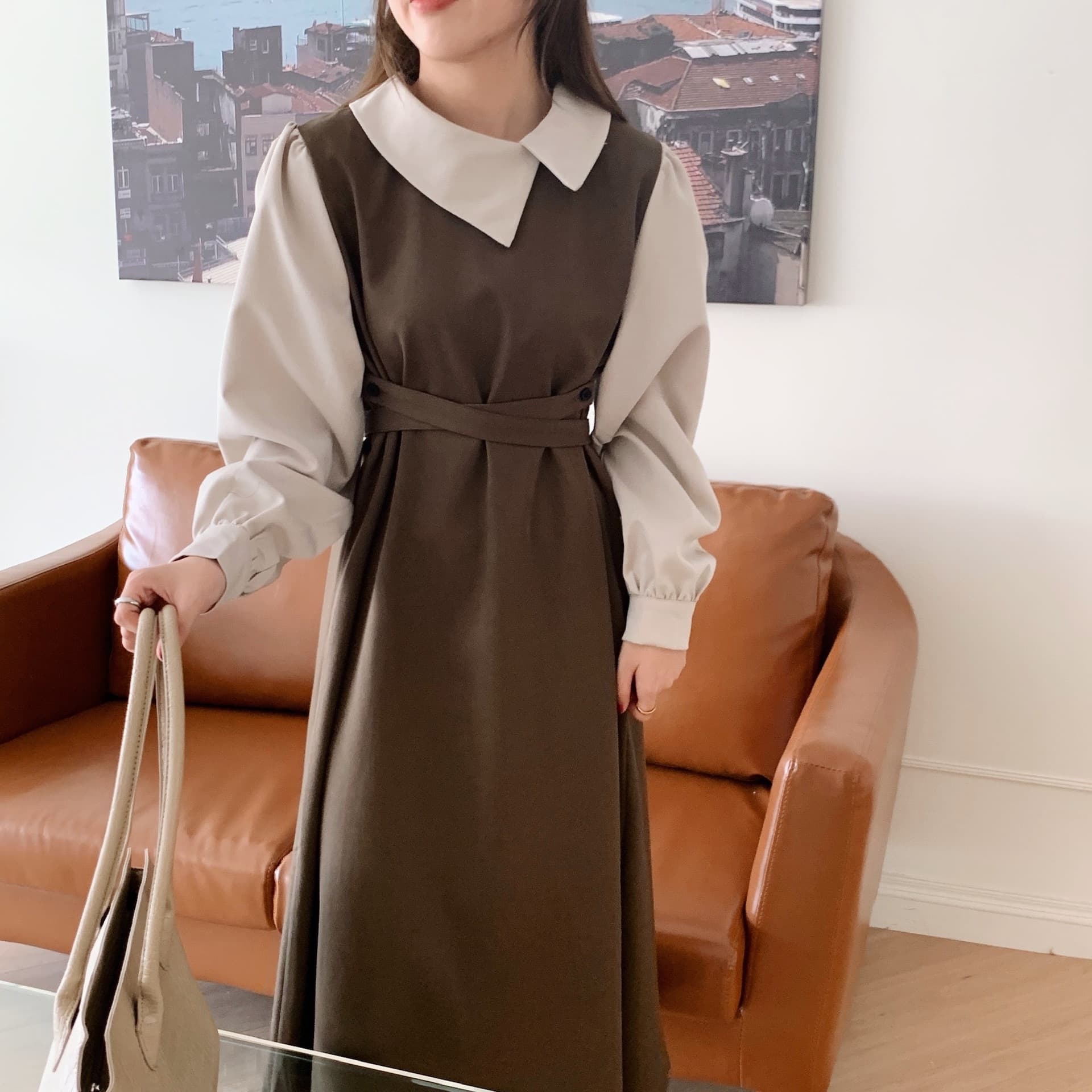 大人かわいい服 フレンチスタイル 配色襟レイヤード風ワンピース