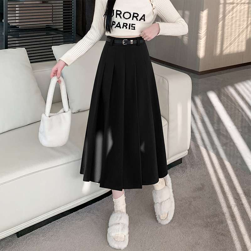 大人かわいい服 きれいめ プリーツロング丈フレアスカート