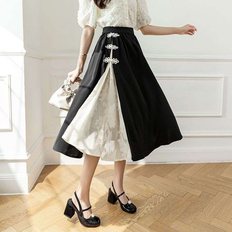 大人かわいい服 サイドスリット フロッキーデザインスカート