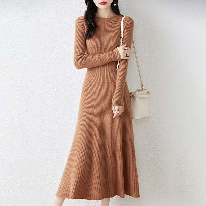 大人かわいい服 美シルエットリブニットロングワンピース