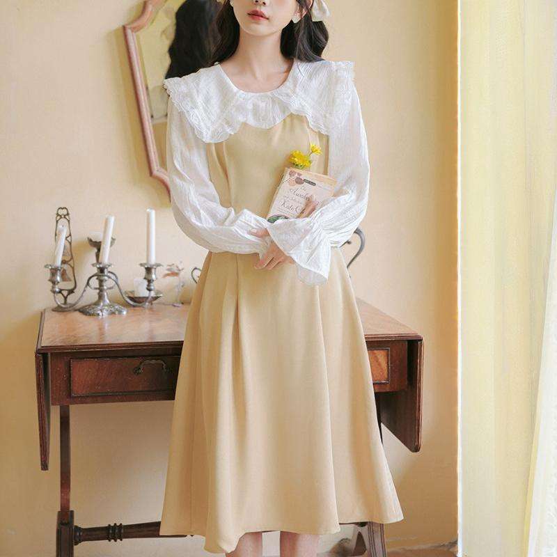大人かわいい服 フリルカラーワンピース