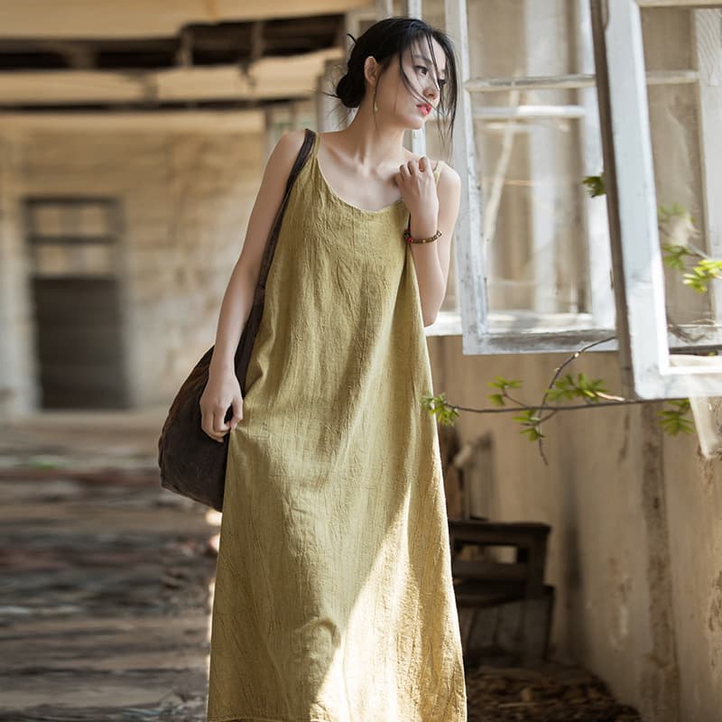 大人かわいい服 リネン混素朴キャミソールワンピース