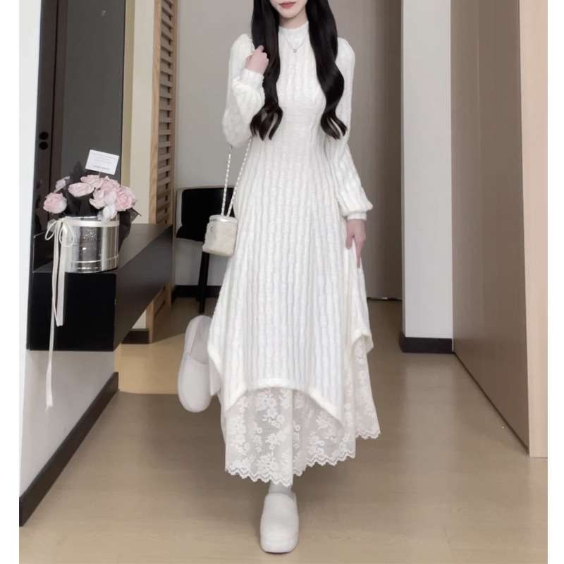 大人かわいい服 ふんわり袖 レースデザインワンピ