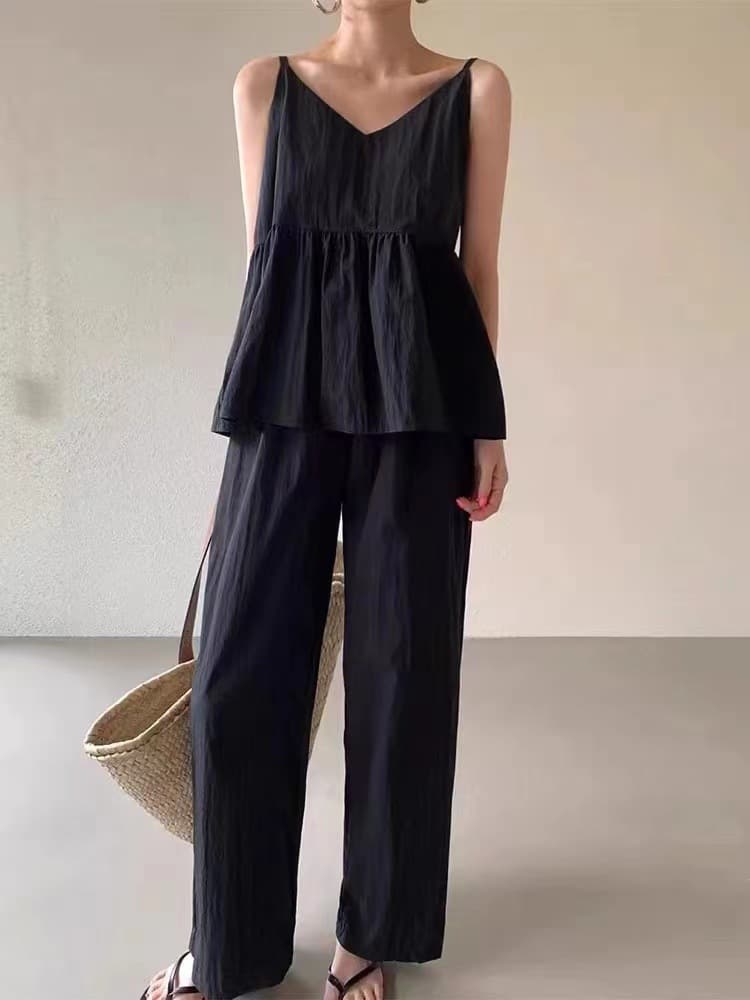 大人かわいい服 ペプラムトップス&ワイドパンツセットアップ