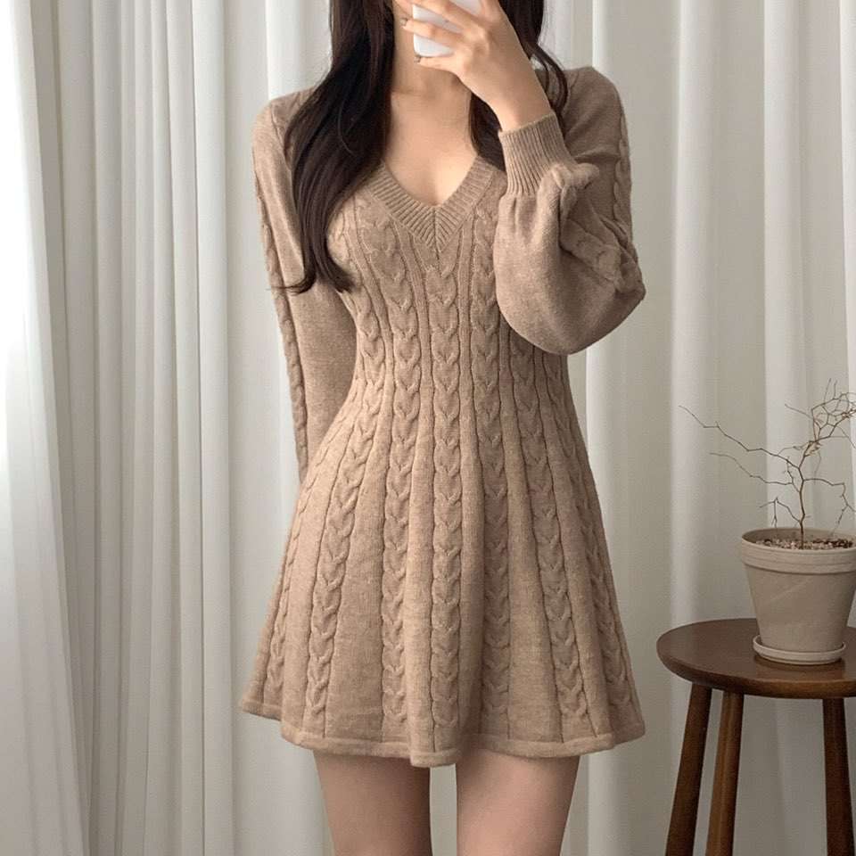大人かわいい服 ケーブル編みフレアニットワンピース