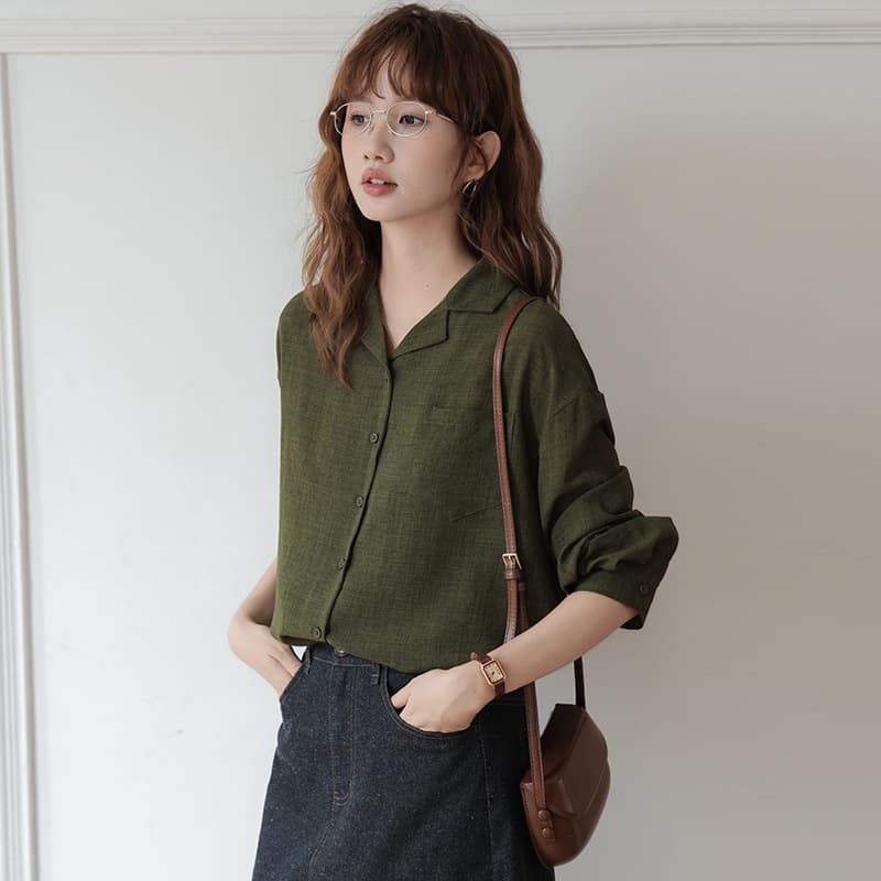 大人かわいい服 クラシカル長袖シャツ