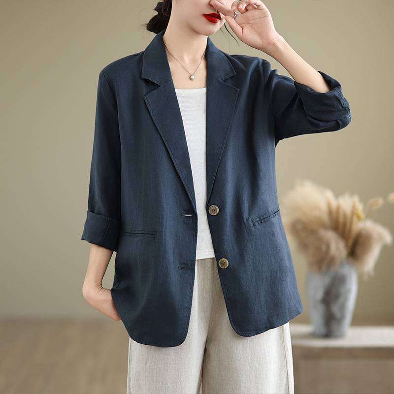 大人かわいい服 軽やかテーラードジャケット