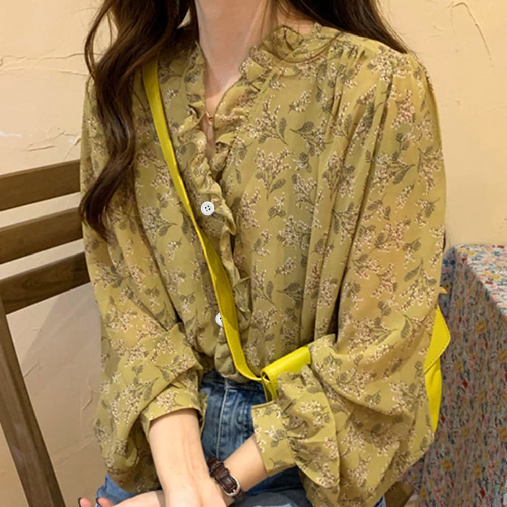 大人かわいい服 上品フリル 花柄シースルートップス