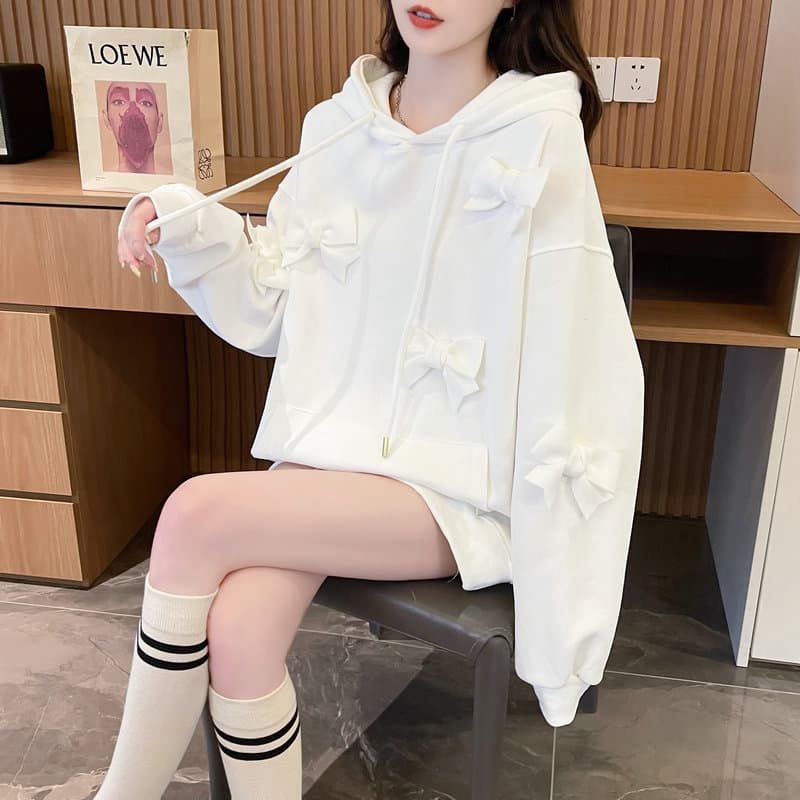 大人かわいい服 立体リボン付きゆったりパーカー