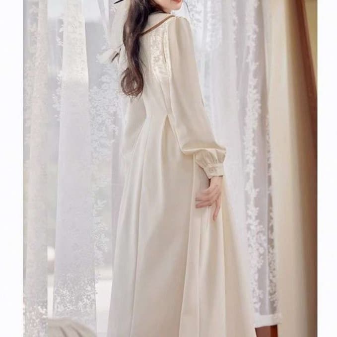 大人かわいい服 バイカラーデザイン袖付きラップドレス