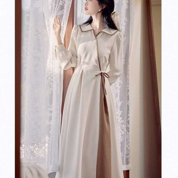 大人かわいい服 バイカラーデザイン袖付きラップドレス