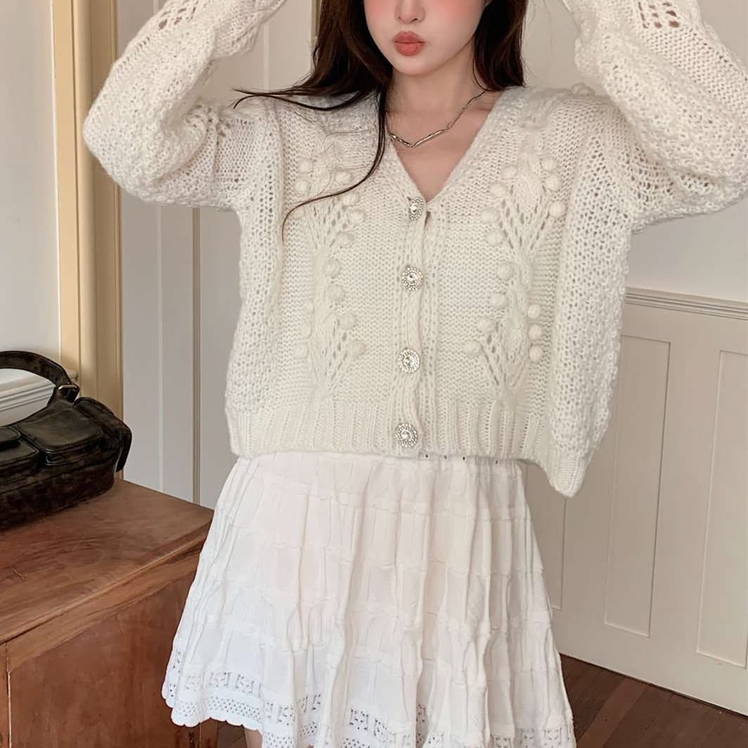 大人かわいい服 ふわもこケーブルカーディガン