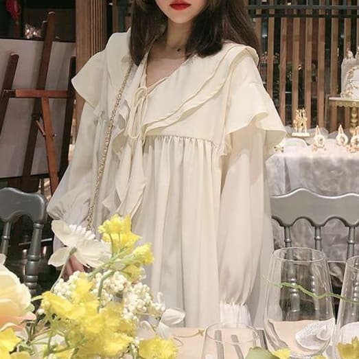 大人かわいい服 上品フリルカラー×リボンブラウス
