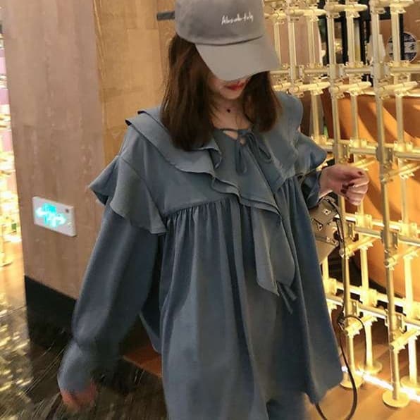 大人かわいい服 上品フリルカラー×リボンブラウス