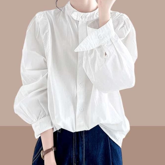 大人かわいい服 スタンドカラーパフスリーブトップス