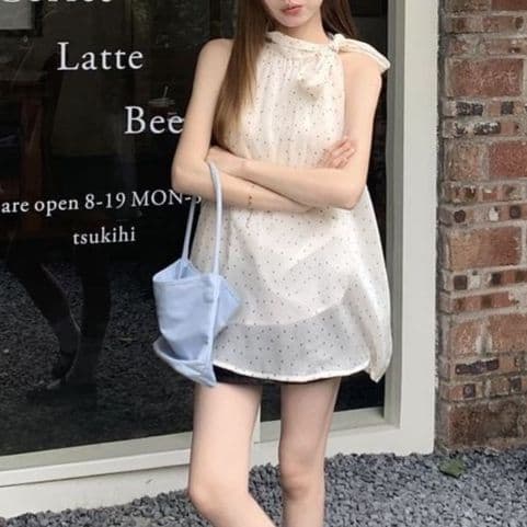 大人かわいい服 肩リボンドットノースリーブブラウス